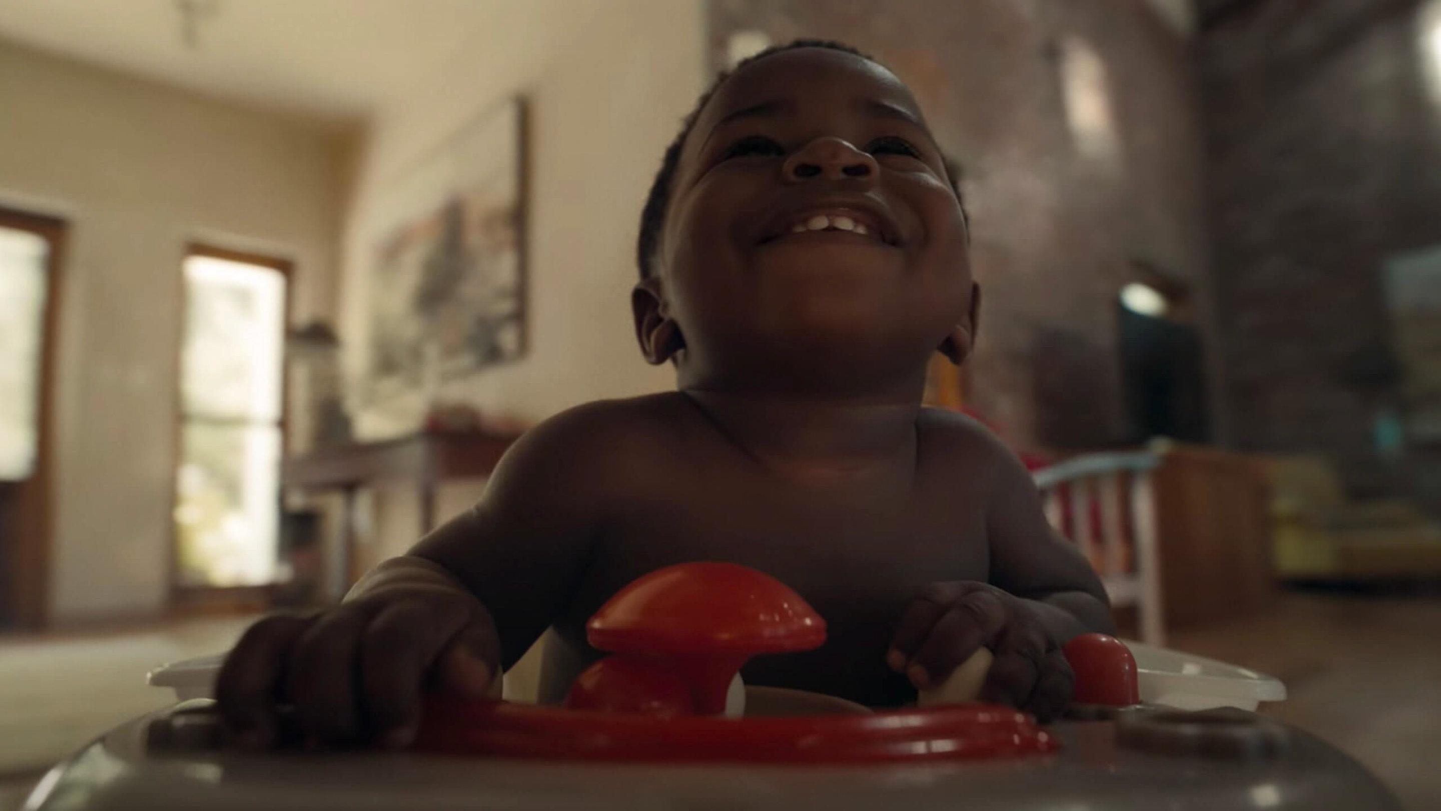 Huggies Scaled 2880X1620 C Center Huggies Scaled 2880X1620 C Center